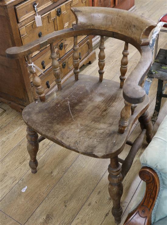 An elm and beech smokers bow chair